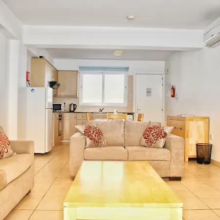 Emily Apartment Paralimni